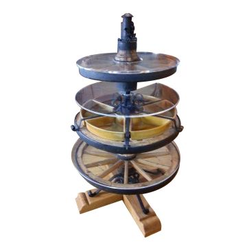 Rustikales Menschik Salatbuffet Ausstellungsstück