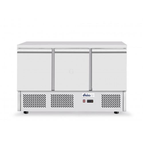 Hendi Kühltisch, dreitürig Kitchen Line 380L, -2/8˚C, 230V/220W, R600a, 1365x700x(H)880mm