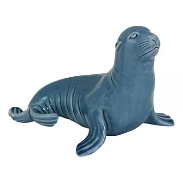 SeaClub Robbbe sitzend