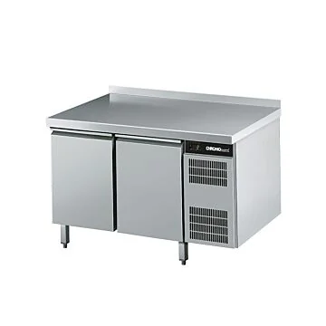 CHROMOnorm Kühltisch mit 2 Türen aus Edelstahl – Frontansicht mit geschlossenen Türen